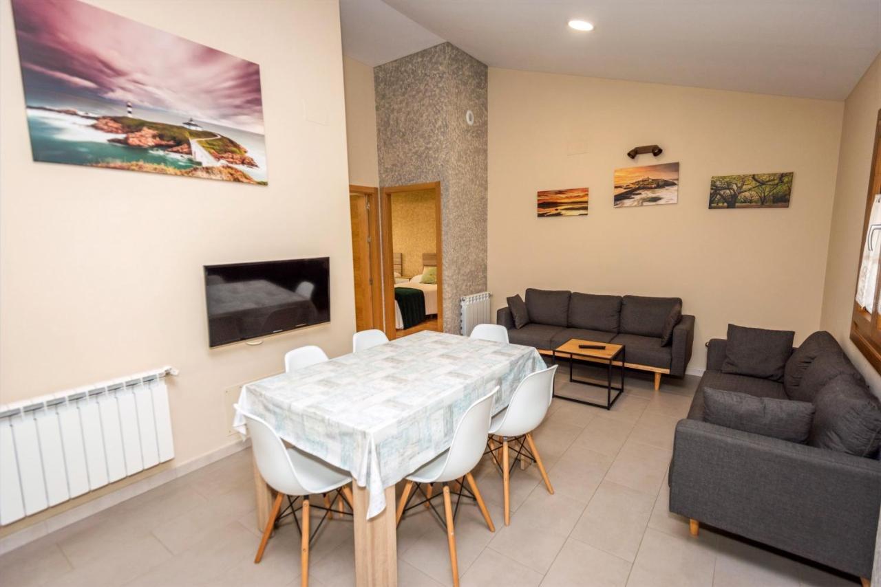 Apartamentos Navalin Tapia De Casariego Extérieur photo