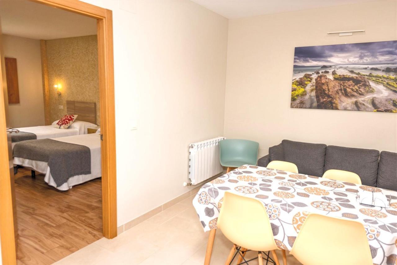 Apartamentos Navalin Tapia De Casariego Extérieur photo