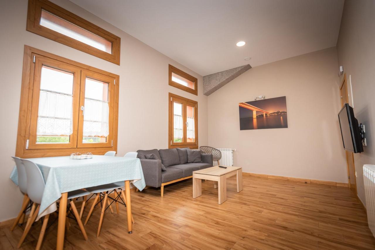 Apartamentos Navalin Tapia De Casariego Extérieur photo
